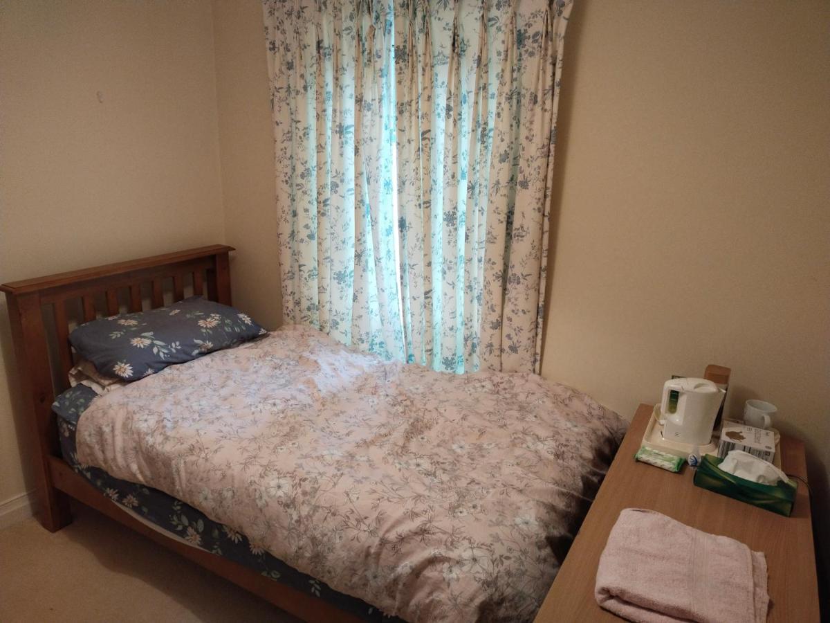 Crescent Apartments Homestay Κορκ Εξωτερικό φωτογραφία