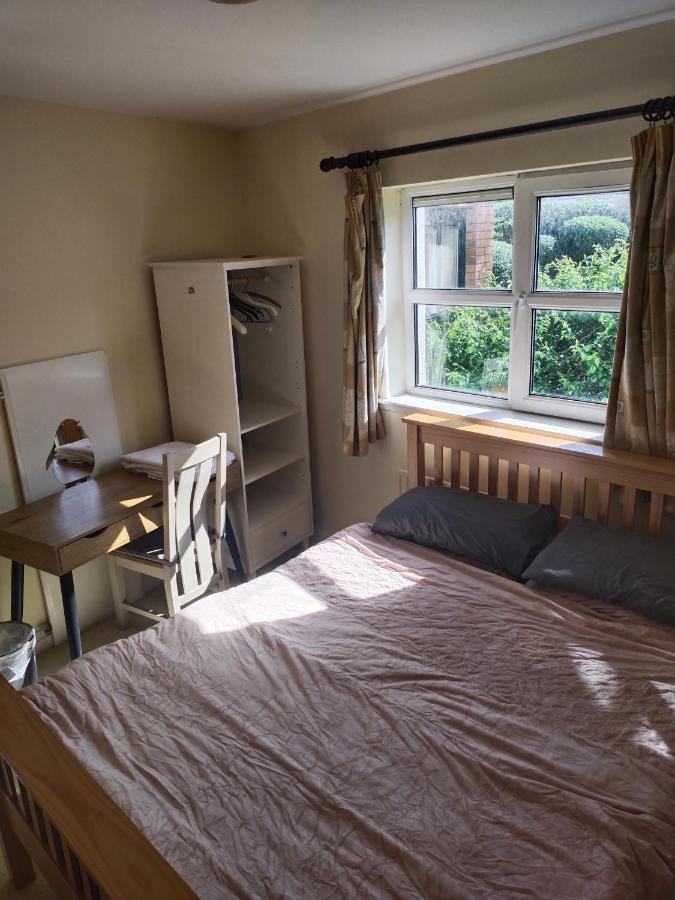 Crescent Apartments Homestay Κορκ Εξωτερικό φωτογραφία