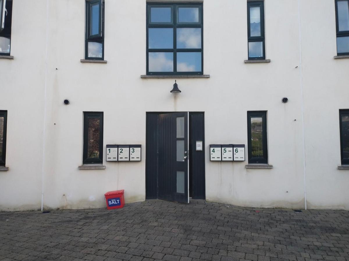 Crescent Apartments Homestay Κορκ Εξωτερικό φωτογραφία